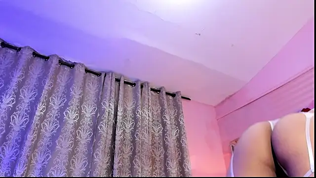 giselle ocampo online show from 04/28/26, 01:05