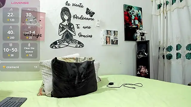 barbaara   online show from 02/03/25, 10:11