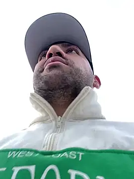 JuanZapata33 online show from 02/21/25, 11:10