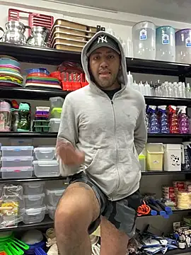 JuanZapata33 online show from 02/07/26, 09:18