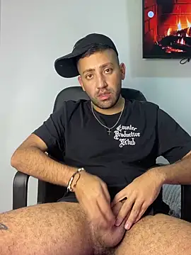 JuanZapata33 online show from 03/11/26, 09:21