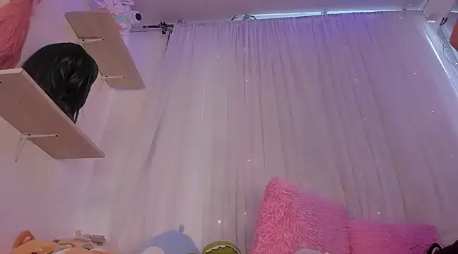 Hannie ws online show from 02/12/25, 06:19