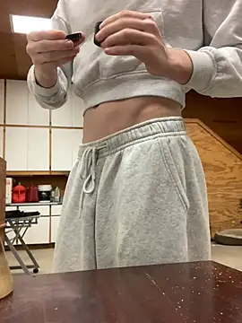 Snapshot of YourFavTwinkie chatting on 02/03/26, 04:32 YourFavTwinkie online show from 02/03/26, 04:32