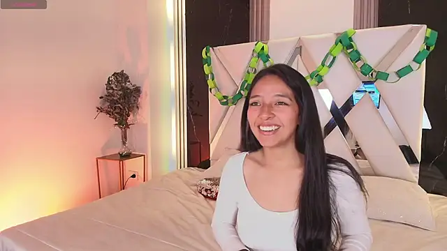 Valery wang online show from 03/18/25, 11:41