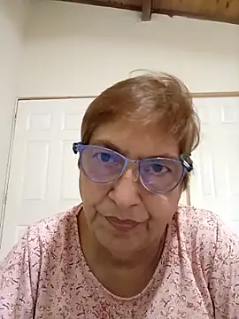 florecita69 online show from 12/17/25, 01:50