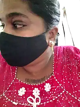 Snapshot of sulekha-mallu chatting on 12/21/24, 10:19 sulekha-mallu online show from 12/21/24, 10:19