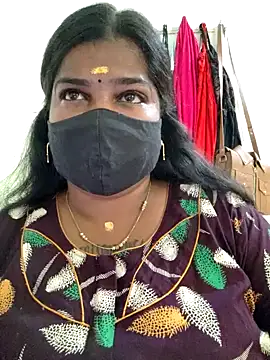 Snapshot of sulekha-mallu chatting on 01/26/25, 03:27 sulekha-mallu online show from 01/26/25, 03:27