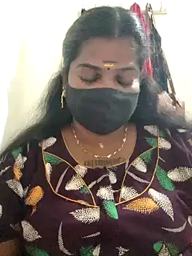 Snapshot of sulekha-mallu chatting on 01/29/25, 02:32 sulekha-mallu online show from 01/29/25, 02:32