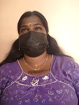 Snapshot of sulekha-mallu chatting on 09/09/25, 04:12 sulekha-mallu online show from 09/09/25, 04:12