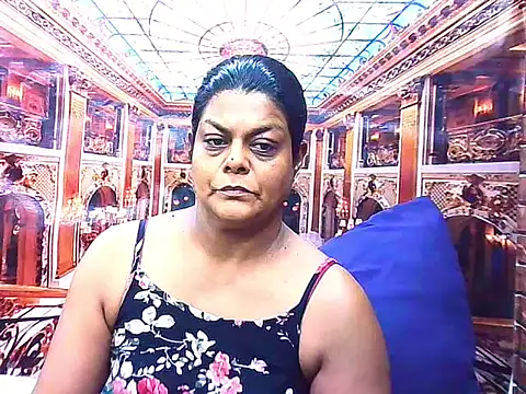 indianCherryPie online show from 12/22/25, 05:48