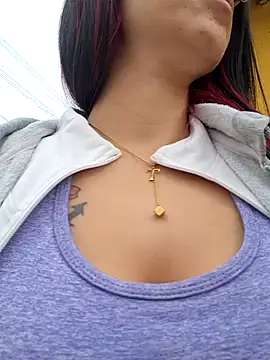 VALERY-03  online show from 12/22/25, 12:13