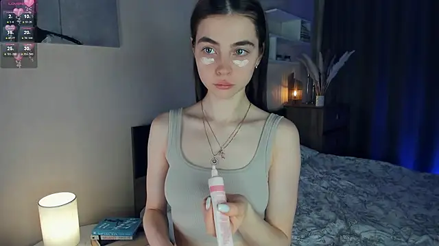 Snapshot of MaryJacksoon chatting on 02/21/25, 07:34 MaryJacksoon online show from 02/21/25, 07:34