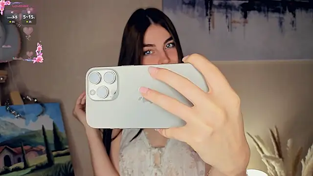 Snapshot of MaryJacksoon chatting on 10/14/25, 07:42 MaryJacksoon online show from 10/14/25, 07:42