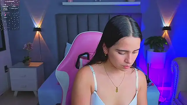 angelica dymond online show from 11/25/25, 12:05