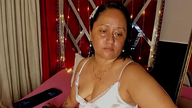 Snapshot of MicaelaHot_ chatting on 02/07/26, 03:21 MicaelaHot online show from 02/07/26, 03:21