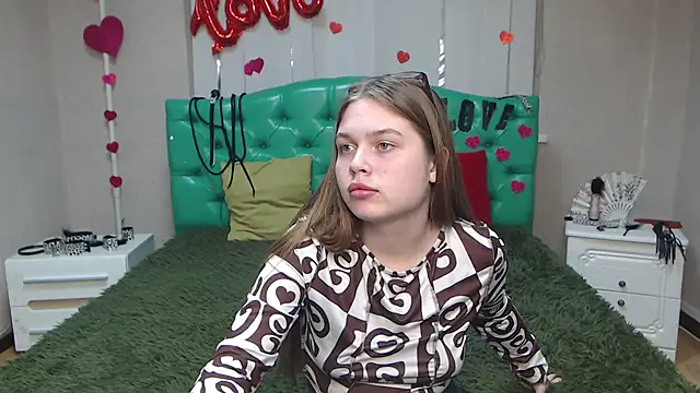 LaraPika online show from 03/19/25, 03:19