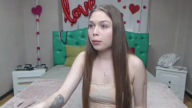 LaraPika online show from 04/03/26, 05:49