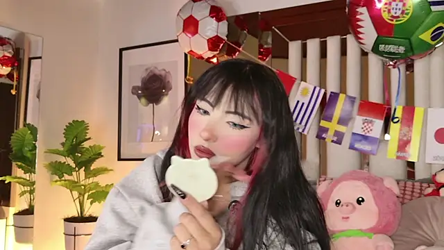 Kitty Eliffe online show from 06/18/26, 10:58