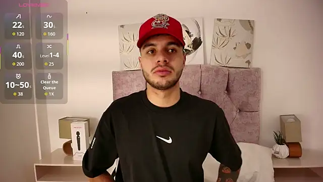 Amadeo Wild online show from 09/14/25, 08:52