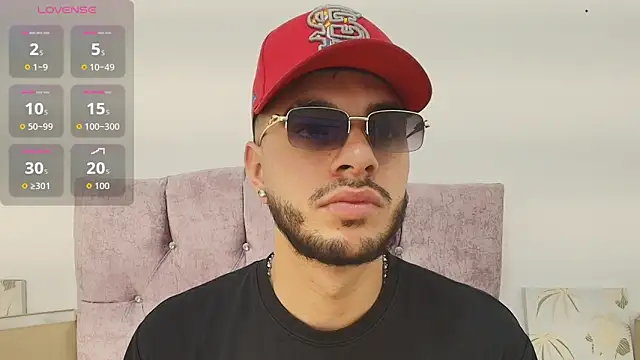 Amadeo Wild online show from 10/31/25, 11:44