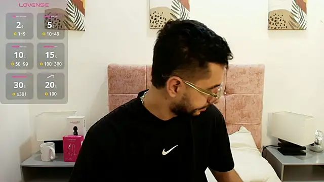 Amadeo Wild online show from 03/08/26, 03:38