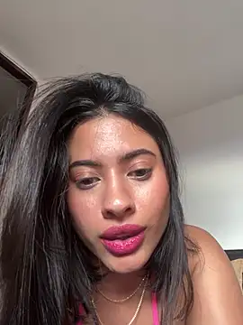 AlessaPears online show from 12/07/24, 09:44