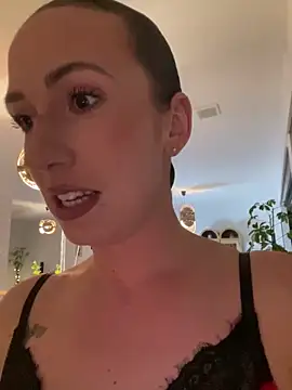 lola tentatiion online show from 02/28/25, 08:39