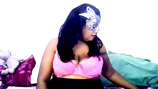 Snapshot of Mysterylady143 chatting on 07/01/26, 06:07 Mysterylady143 online show from 07/01/26, 06:07