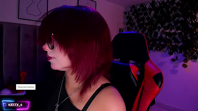 Kitty Gang online show from 10/25/25, 02:08