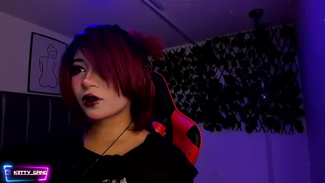 Kitty Gang online show from 01/15/26, 02:27