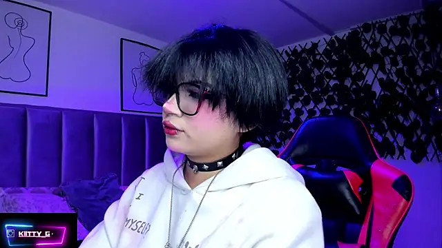 Kitty Gang online show from 02/25/26, 01:15