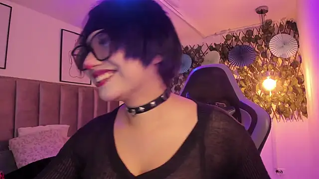 Kitty Gang online show from 04/18/26, 01:42