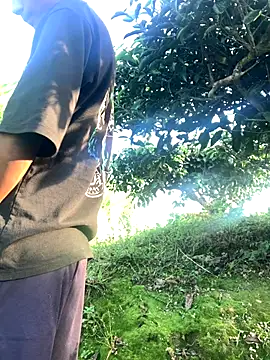 Snapshot of ShroveRising chatting on 09/26/25, 10:30 ShroveRising online show from 09/26/25, 10:30