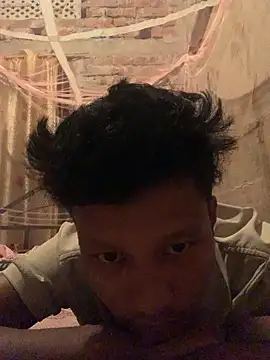 Snapshot of ShroveRising chatting on 10/11/25, 03:54 ShroveRising online show from 10/11/25, 03:54