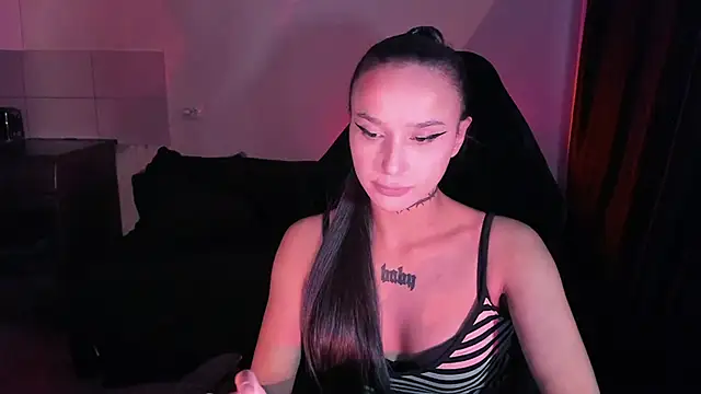Snapshot of MilaAsh chatting on 05/24/26, 06:51 MilaAsh online show from 05/24/26, 06:51