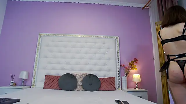 Lenna Paul online show from 01/14/26, 05:13