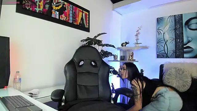 Snapshot of BaphyBaby chatting on 01/18/26, 11:36 BaphyBaby online show from 01/18/26, 11:36