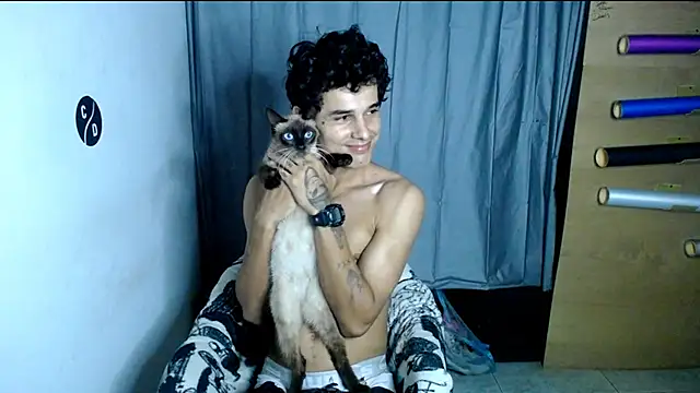 freddy romas online show from 03/01/25, 01:43