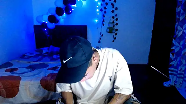 freddy romas online show from 11/25/25, 06:52