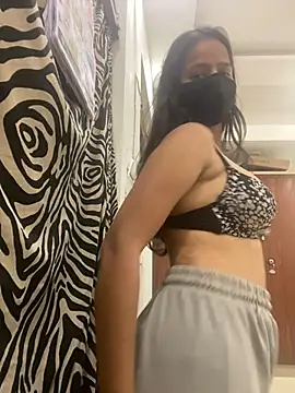 Snapshot of Pie066_ chatting on 02/02/25, 03:39 Pie066 online show from 02/02/25, 03:39