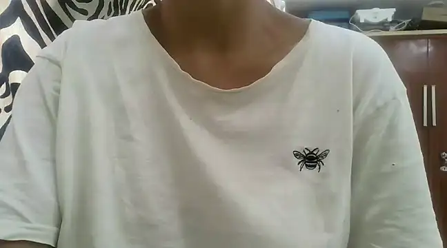 Snapshot of Pie066_ chatting on 02/05/25, 07:07 Pie066 online show from 02/05/25, 07:07