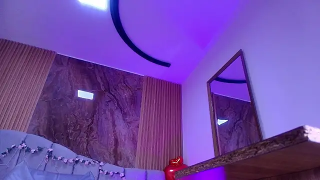 luce williams online show from 04/18/26, 07:58