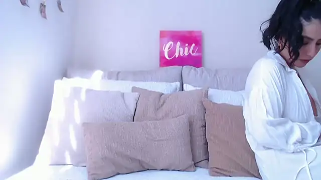 Gia Ferh online show from 12/20/25, 08:05