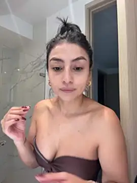 Gia Ferh online show from 02/05/26, 01:54