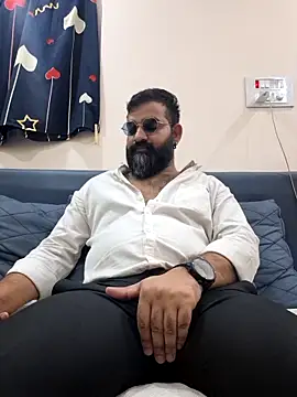 Fun Guuy online show from 04/05/26, 03:36