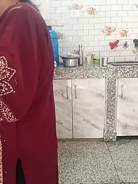 Saroj-Shah online show from 11/12/25, 06:47