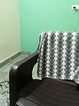 Saroj-Shah online show from 04/08/26, 08:36