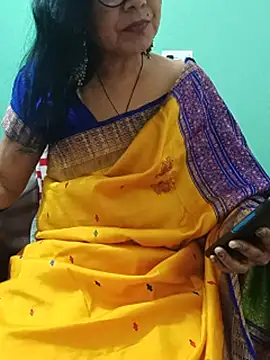 Snapshot of Saroj-Shah chatting on 05/11/26, 04:04 Saroj-Shah online show from 05/11/26, 04:04