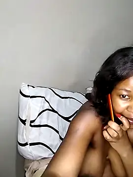 queenbboobs online show from 01/08/25, 09:55