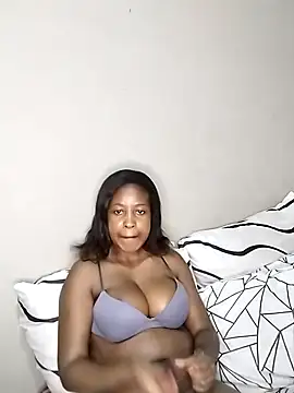 queenbboobs online show from 01/11/25, 05:40